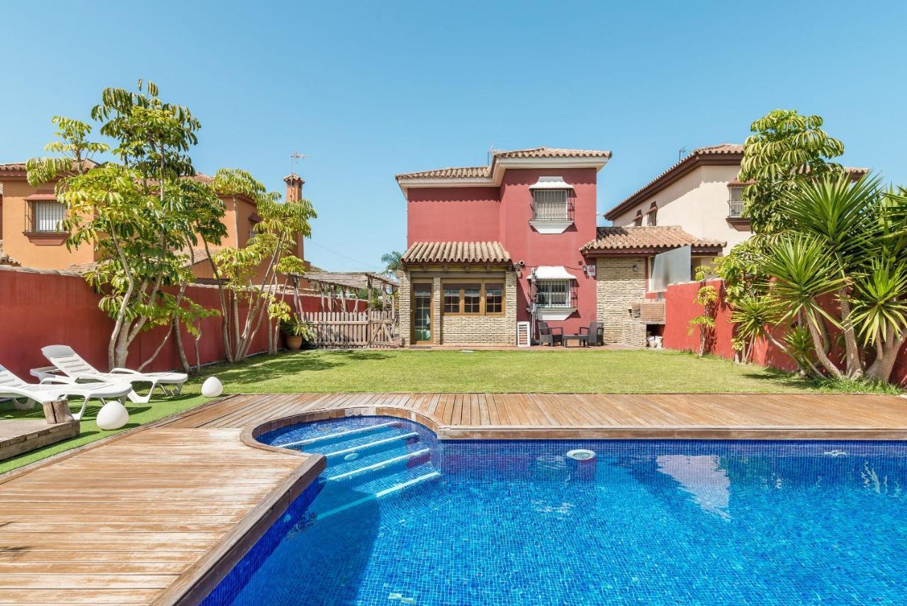 Villa Marty - Mayores De 25 Anos Chiclana de la Frontera Eksteriør billede