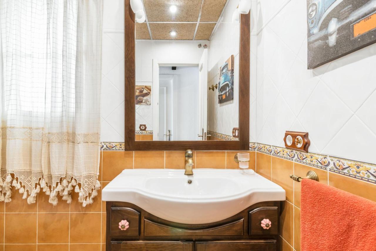 Villa Marty - Mayores De 25 Anos Chiclana de la Frontera Eksteriør billede